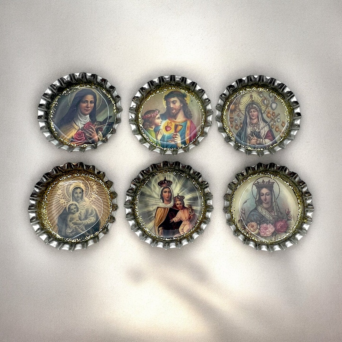 Catholic Bottle Cap Magnets – Sacred Heart, Virgin Mary & Saints – Religious Resin Magnet Set with Gold Glitter – Spiritual Decor