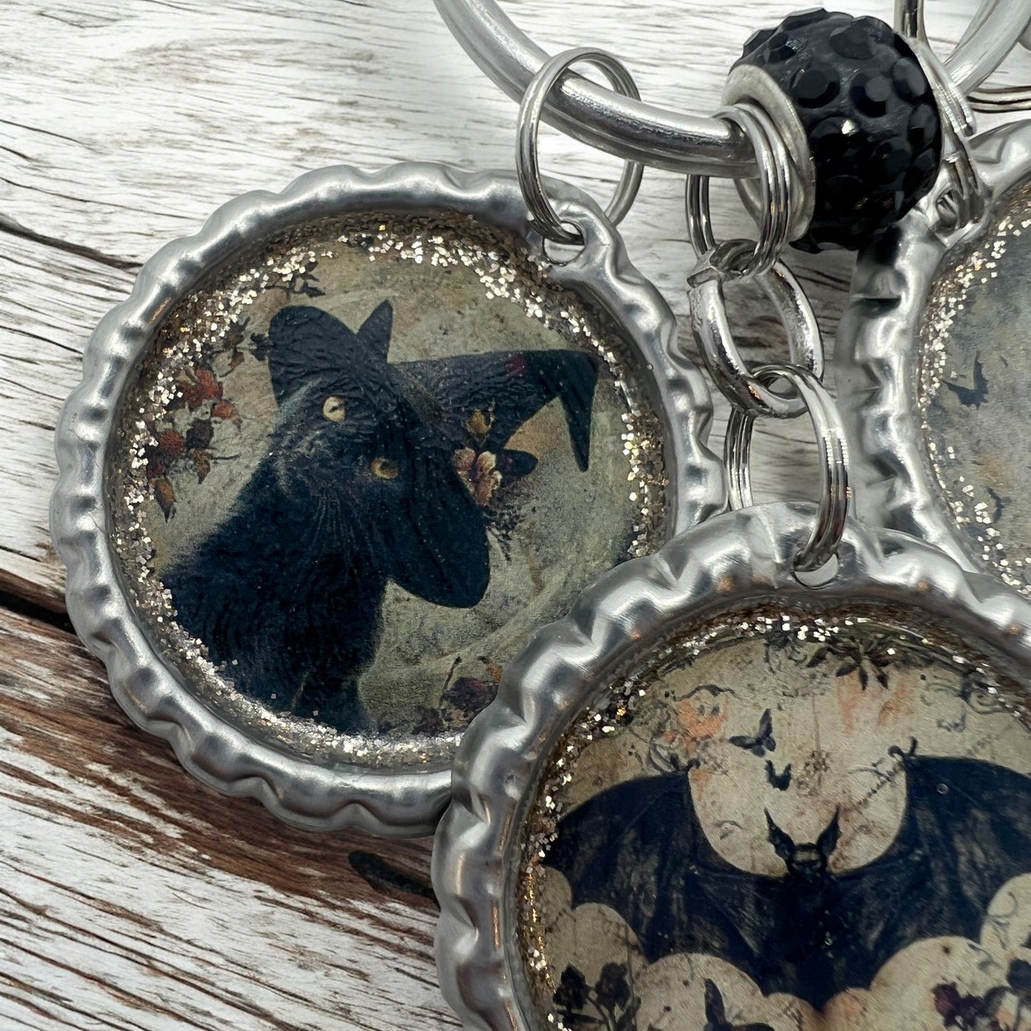Halloween Bottle Cap Keychain – Black Cat Witch, Bat & Vintage Witch
