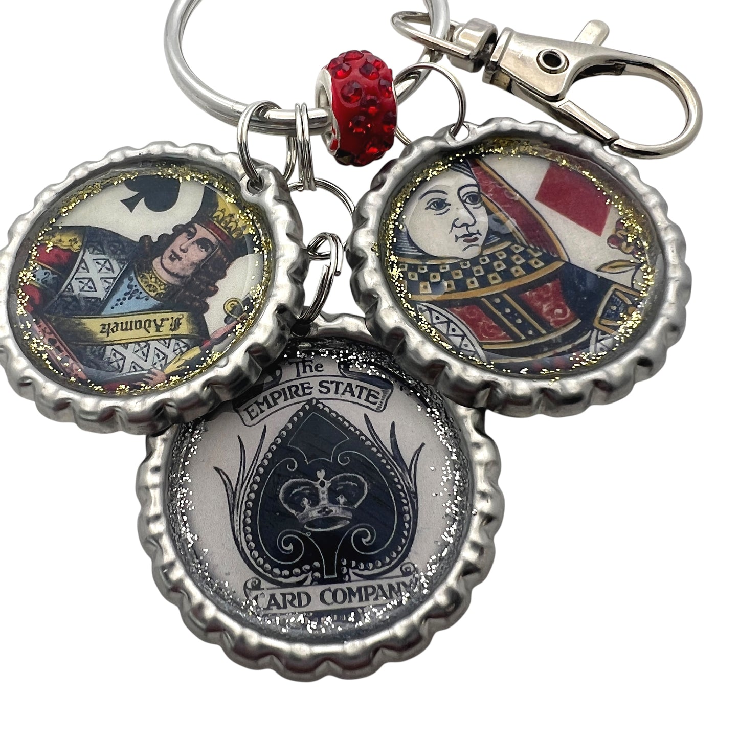Vintage Playing Card Keychain β Handmade King & Queen Bottle Cap Charm with Glitter