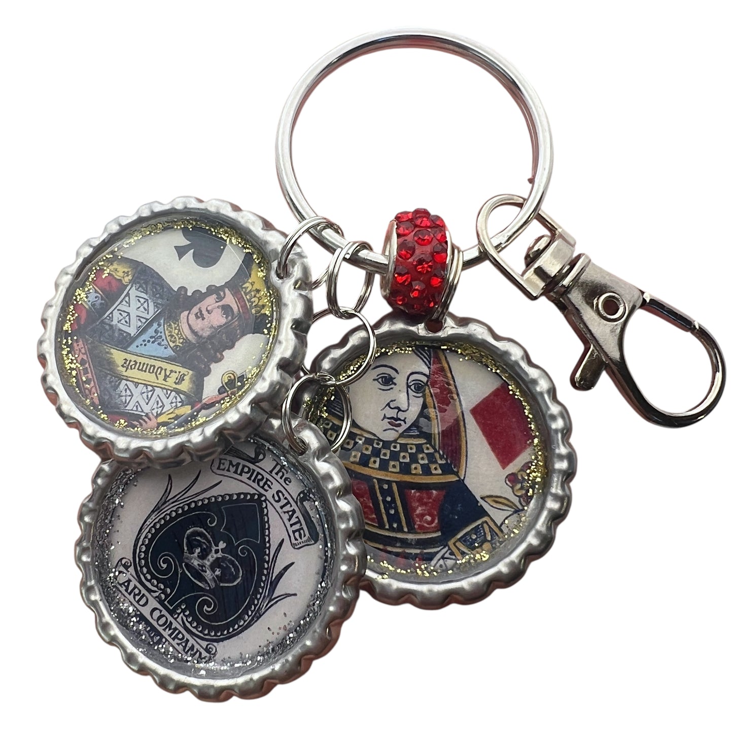 Vintage Playing Card Keychain β Handmade King & Queen Bottle Cap Charm with Glitter