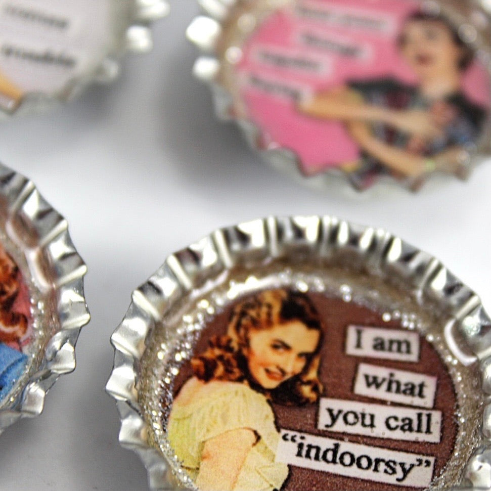 Retro Women Quotes Magnet Set