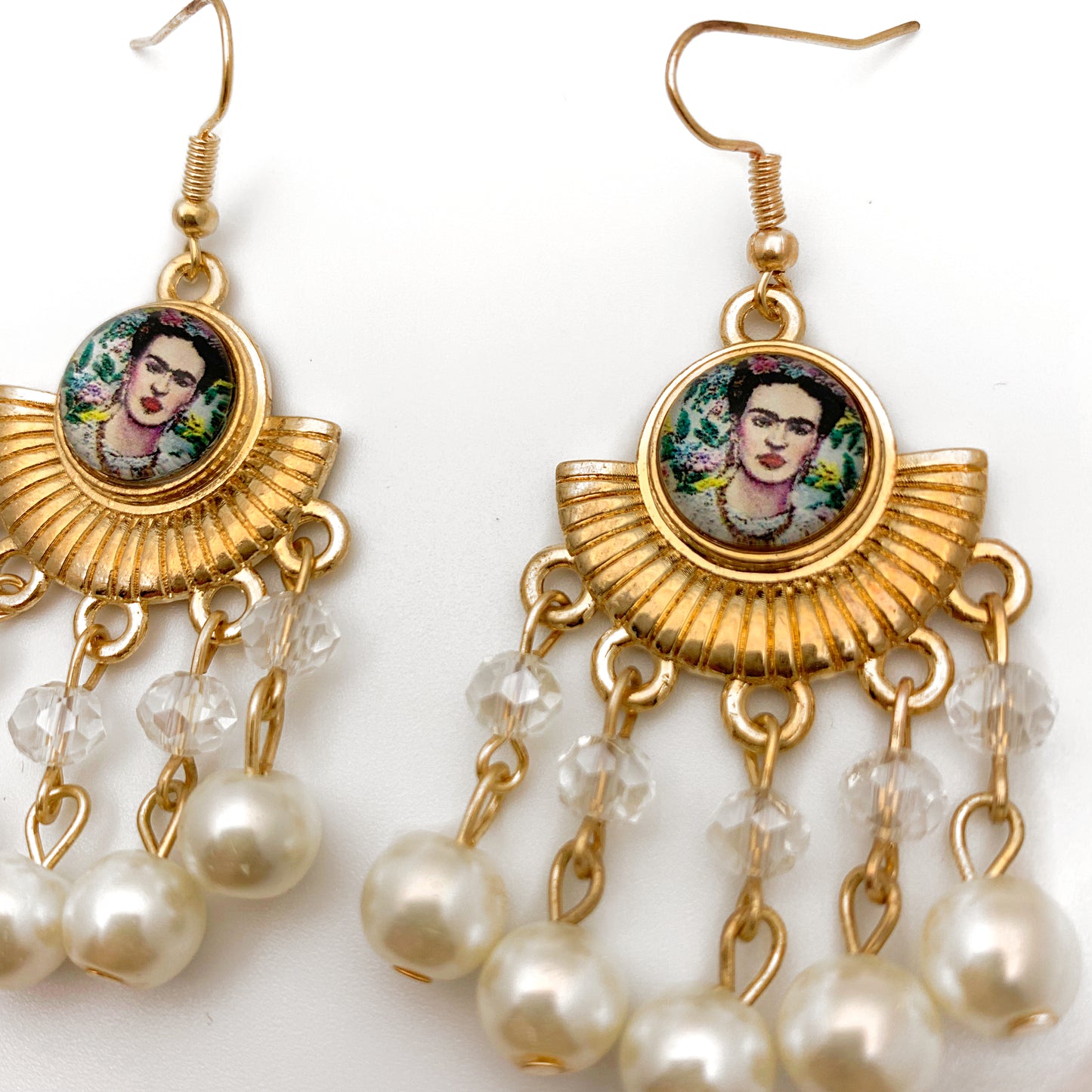 “Frida” Pearl Earrings