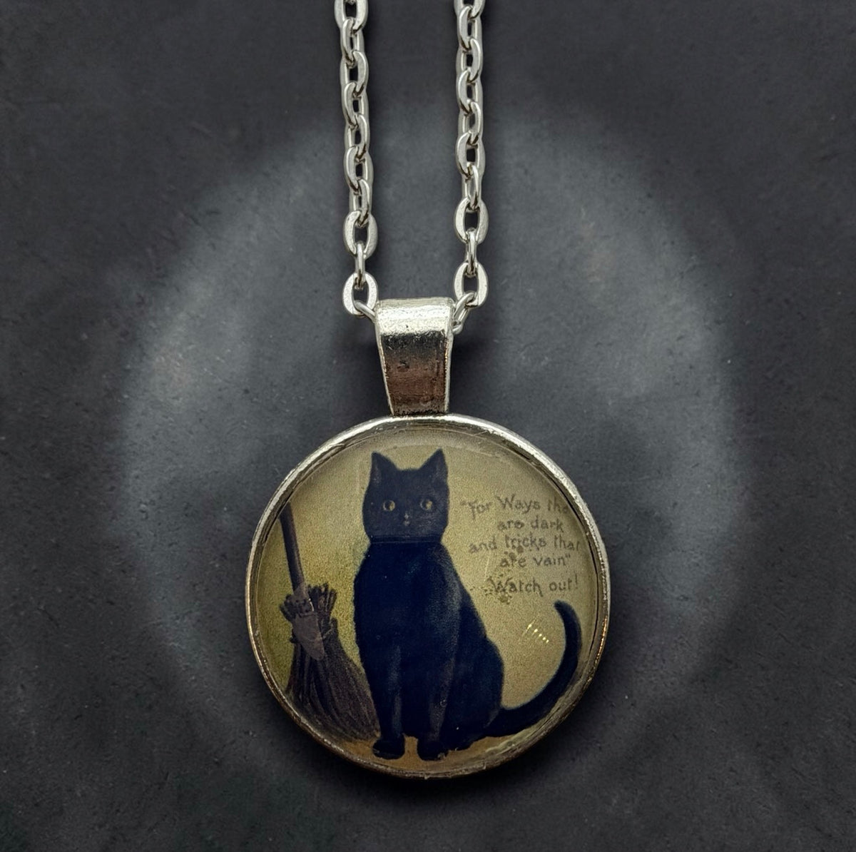 Black Cat Witch Necklace – Vintage Halloween Pendant, 24” Chain