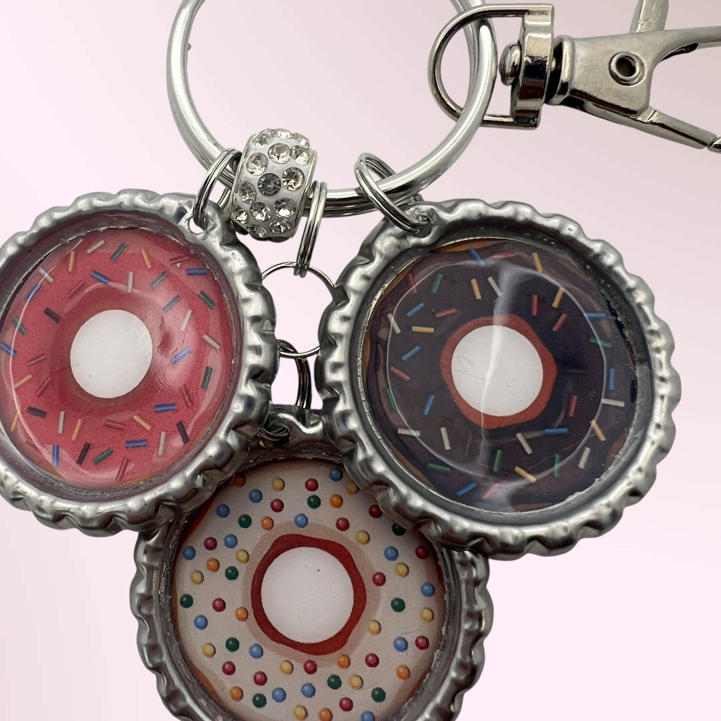 Donut Bottle Cap Keychain – Pink Chocolate Sprinkle Kawaii Dessert Charm