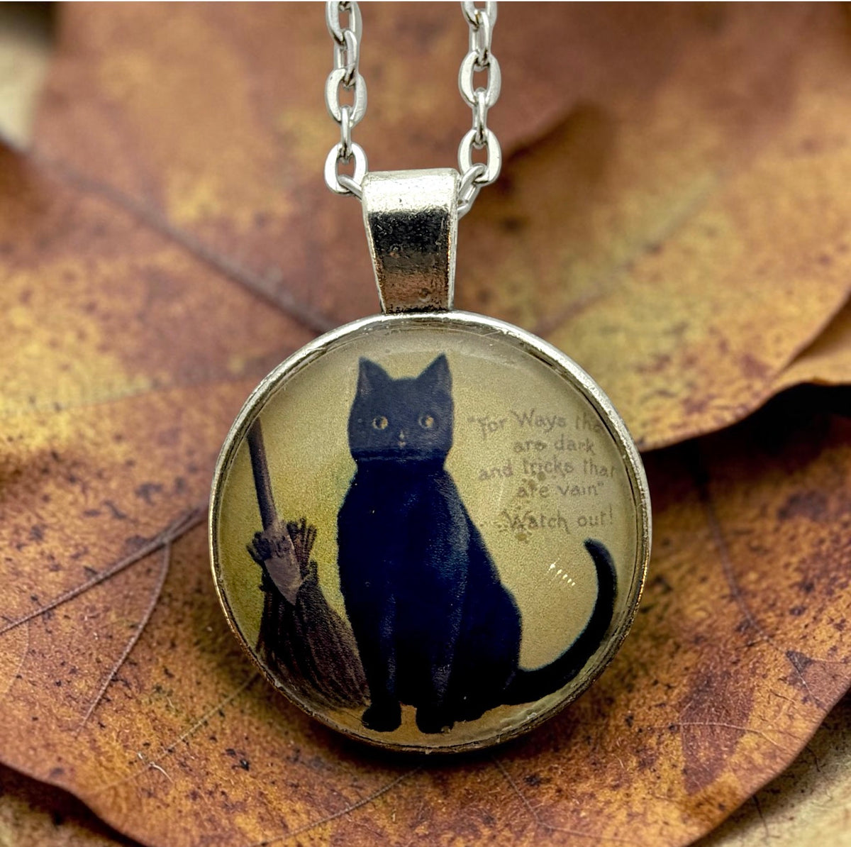 Black Cat Witch Necklace – Vintage Halloween Pendant, 24” Chain