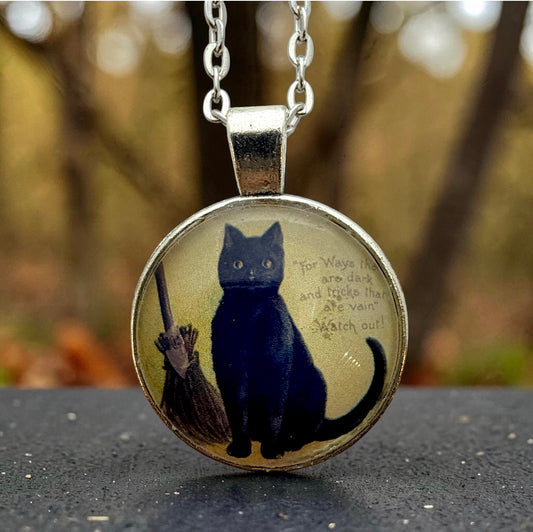 Black Cat Witch Necklace – Vintage Halloween Pendant, 24” Chain