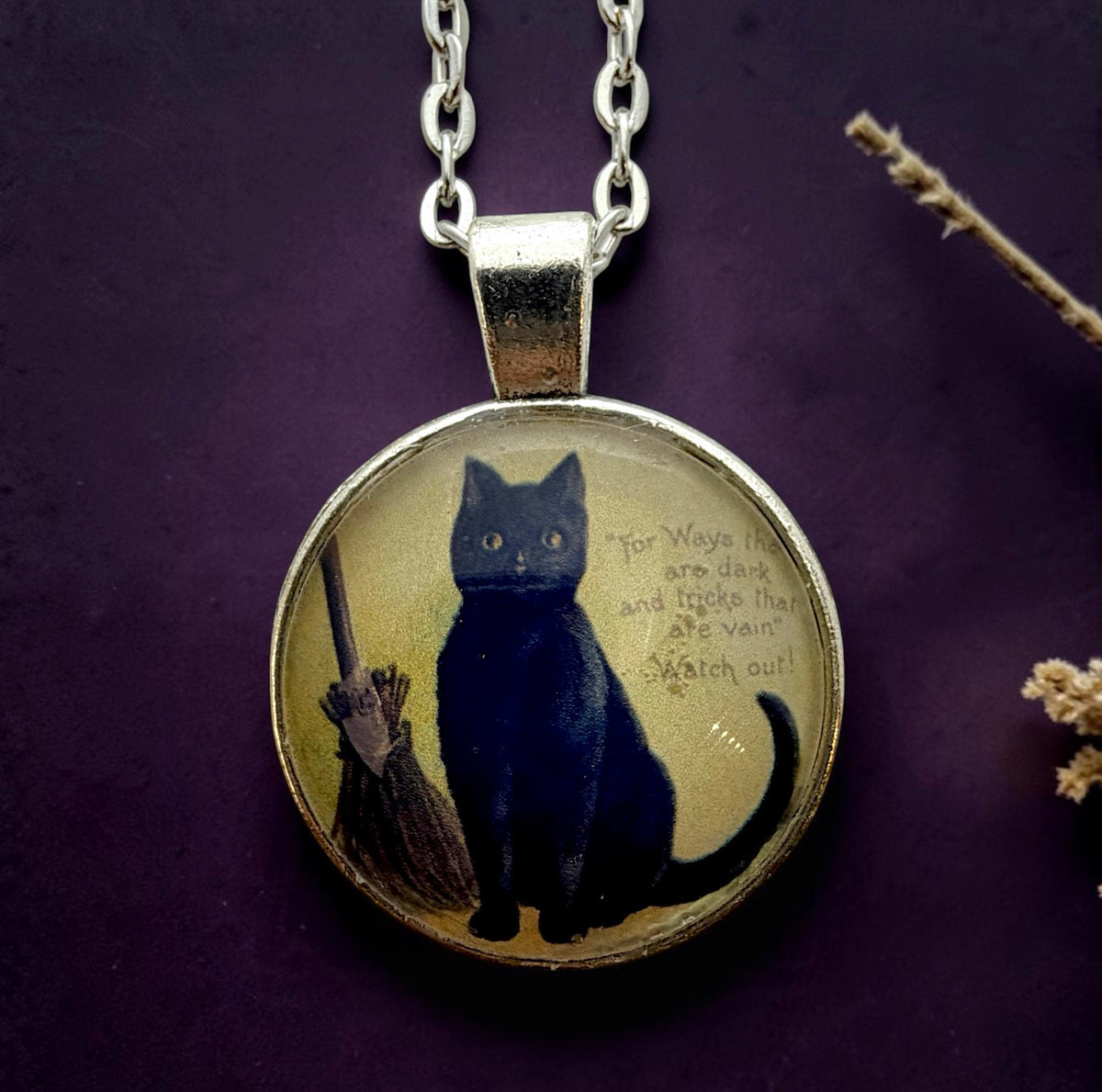 Black Cat Witch Necklace – Vintage Halloween Pendant, 24” Chain