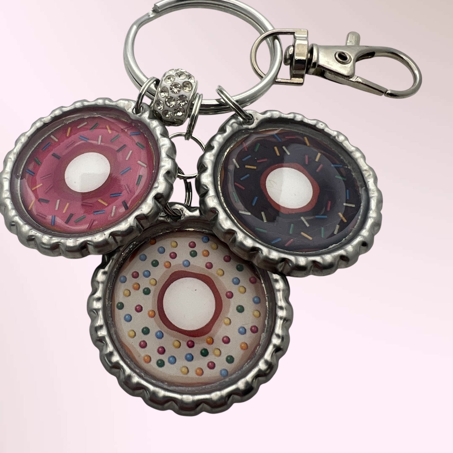 Donut Bottle Cap Keychain – Pink Chocolate Sprinkle Kawaii Dessert Charm