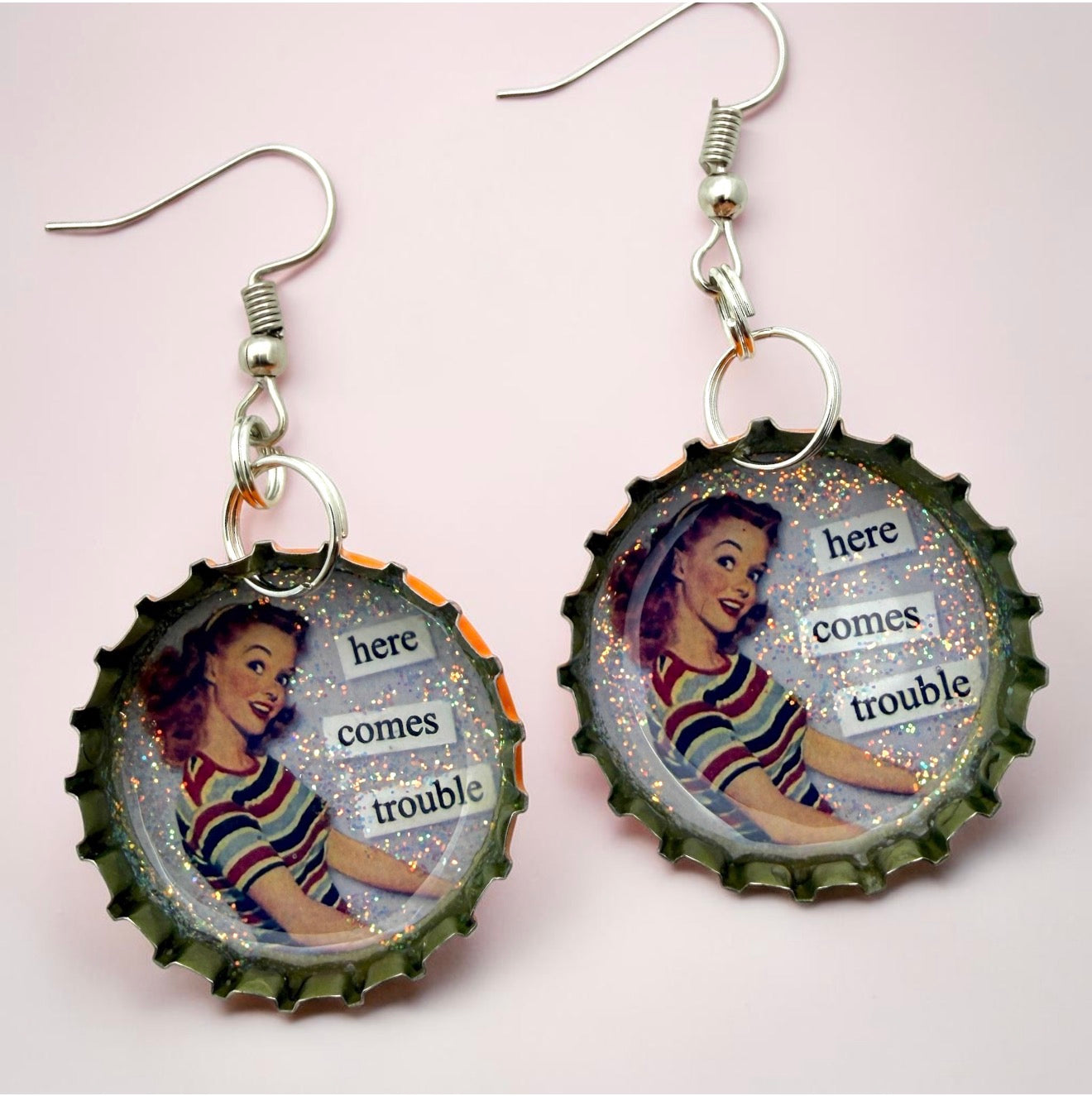Retro Pin Up Bottle Cap Earrings – Rockabilly Statement Jewelry