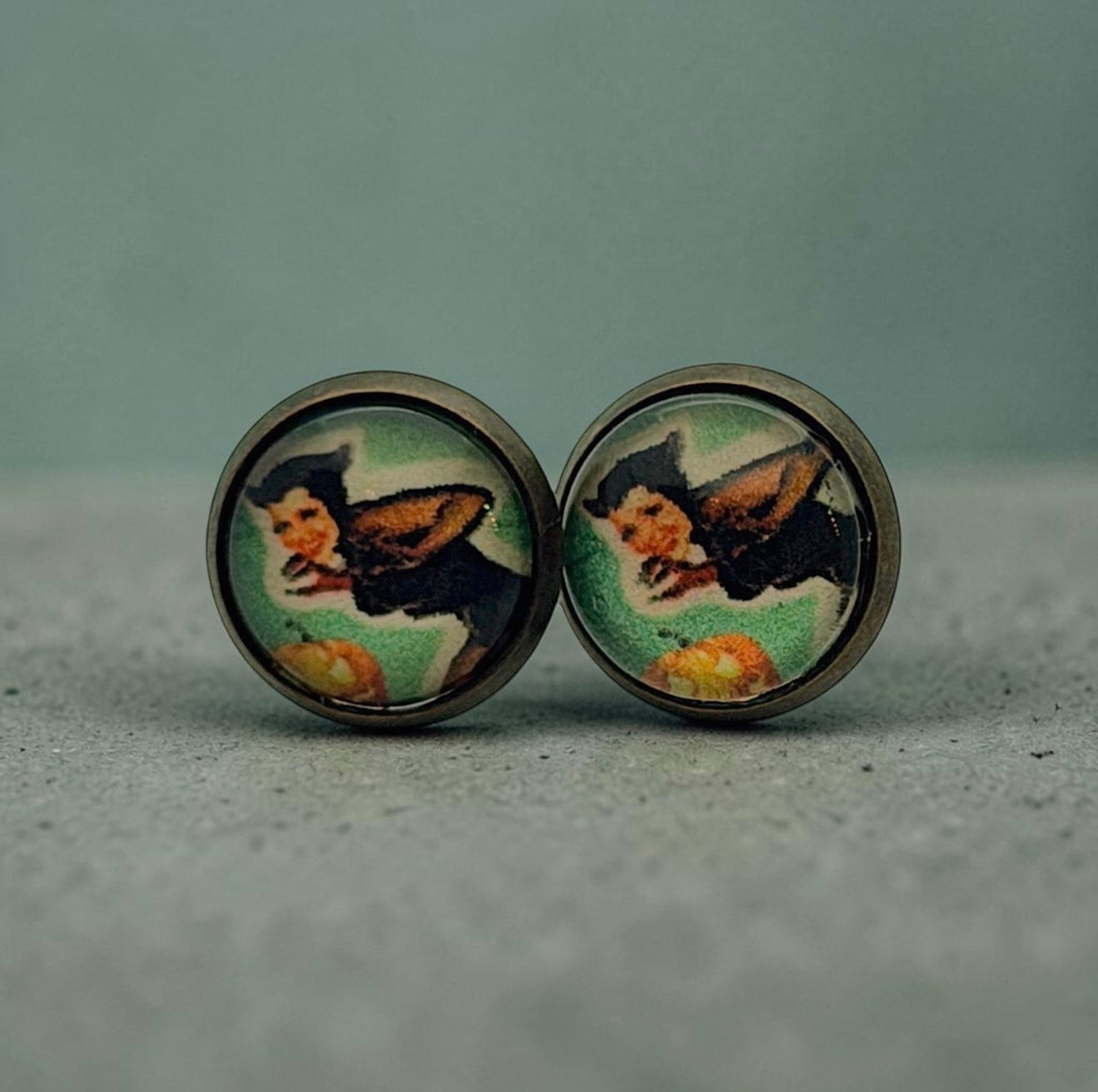Retro Halloween Pinup 12mm Pumpkin Earrings