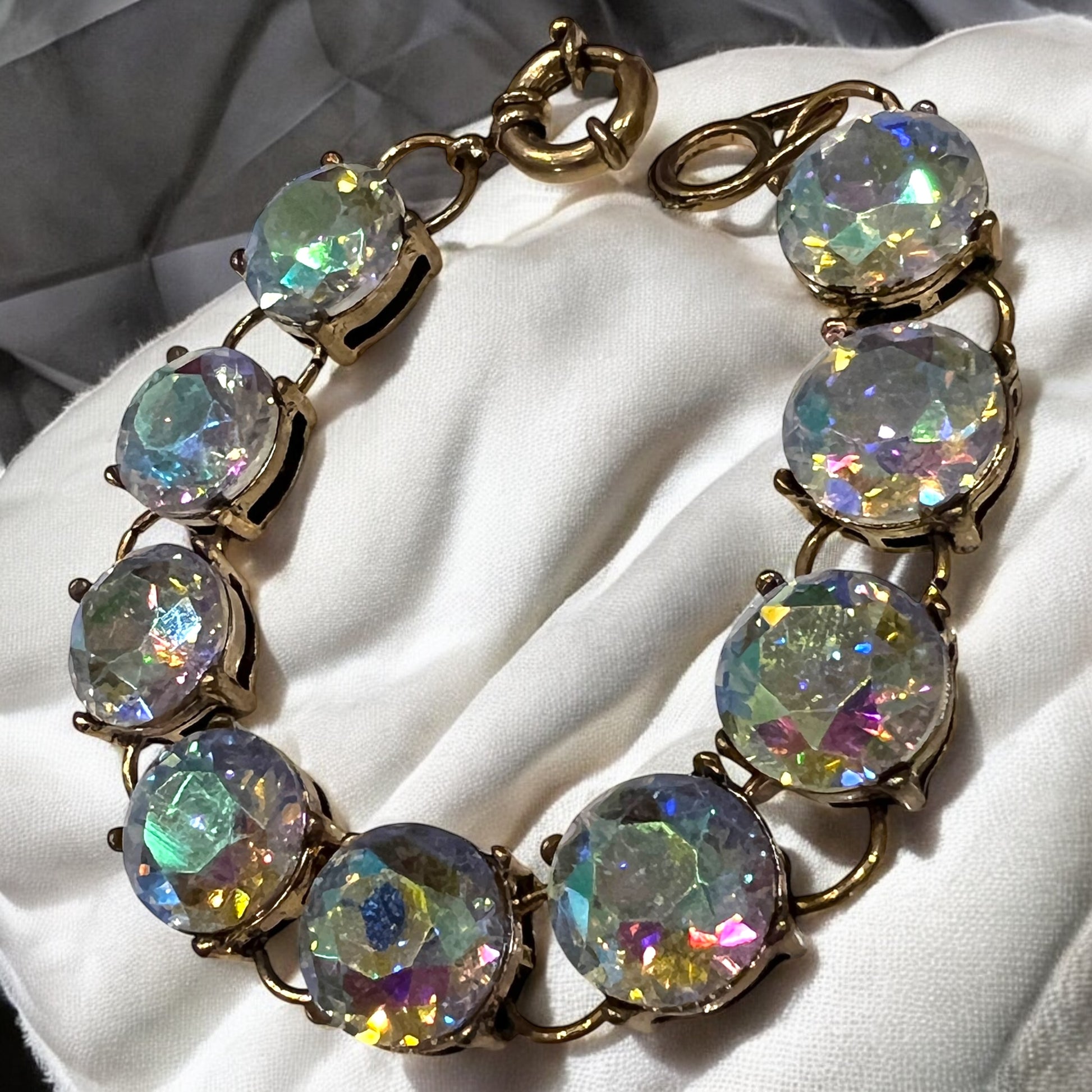 Vintage Style Aurora Borealis Rhinestone Bracelet Gold Tone Round Glass Stones